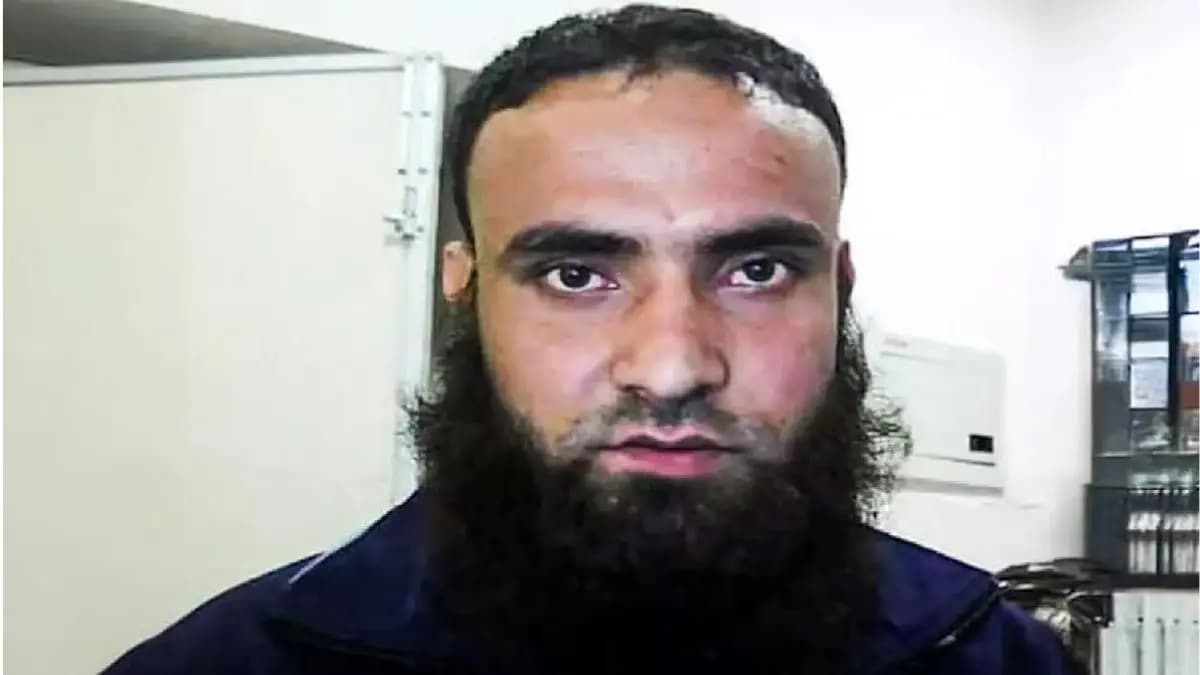 LeT Handler Shabir Ahmed Lone Arrested in Delhi’s Ghazipur, Linked to Metro Poster Case
