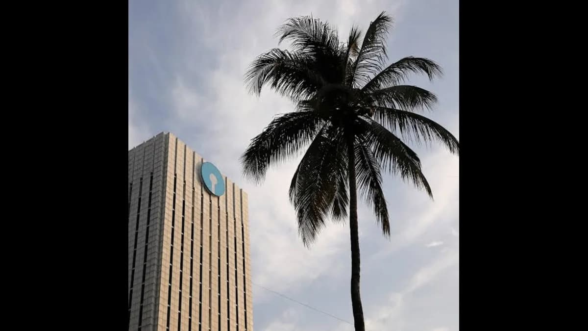 SBI Sells 1.42% Stake in SBI Funds Management for ₹1,655 Crore in Pre-IPO Deal