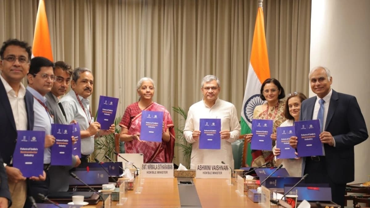 NITI Aayog semiconductor roadmap targeting India’s 120 to 150 billion dollar chip ecosystem by 2035